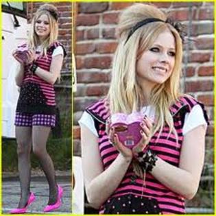 avril pink - poze avril lavigne