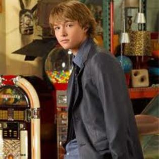 sterling9 - sterling knight si cody linley