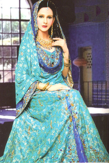 sari29 - Sari-uri