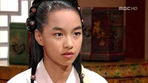 Jumong o iubeste pe Soseono si nu cnta de sora lui