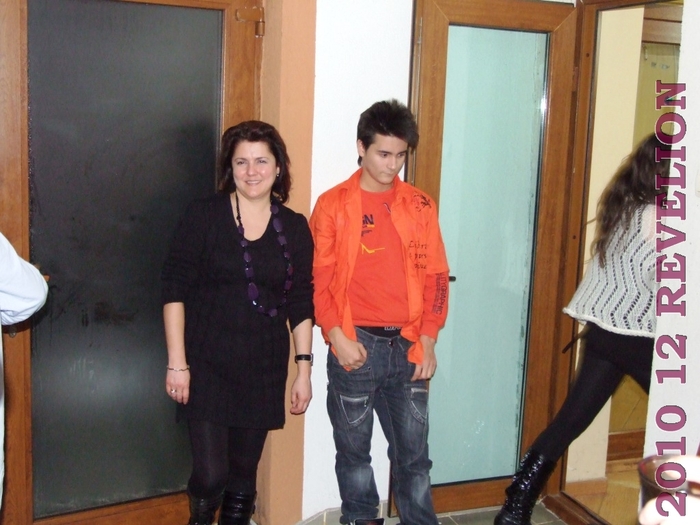 DSCF2855 - 2010 12 REVELION