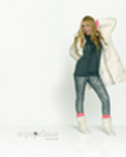 019 - Hannah Montana Photo Gallery