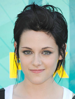 20090810_kristen3_250x329 - Twilight