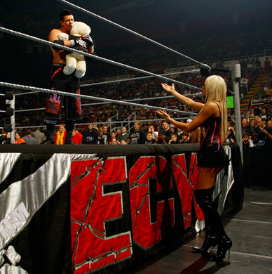 Kelly-kelly-Wanted-His-Teddy-Back