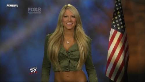 WWE-Diva-Kelly-Kelly-in-USA
