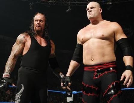 Kane-and-Undertaker - Alege cea mai tare echipa cu wrestleri