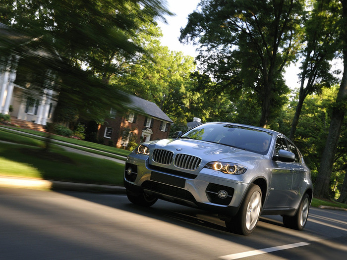 Desktop%202010%20BMW%20X6%20ActiveHybrid