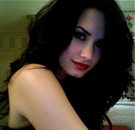 sexy-demi-demi-lovato-10174859-440-424 - Selena Gomez-2011