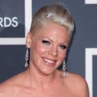 pink - poze cu diverse vedete