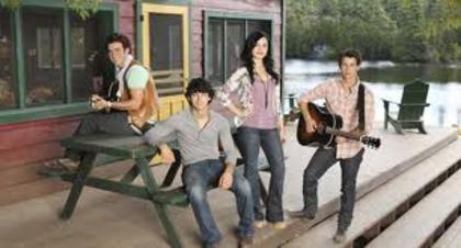 aelevabru - postere Camp rock 1