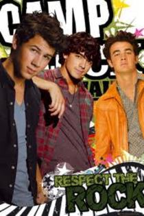 fghjgdbt - postere Camp rock 1