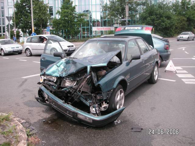 Audi_accidentat[1] - accidente