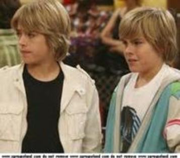 19499900_UIOJAWRFW[1] - zack si cody