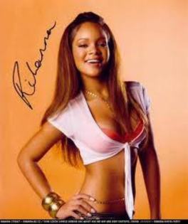 rihanna___32 - poze rihanna