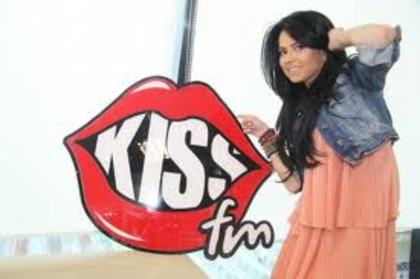 inna kiss fm - poze inna