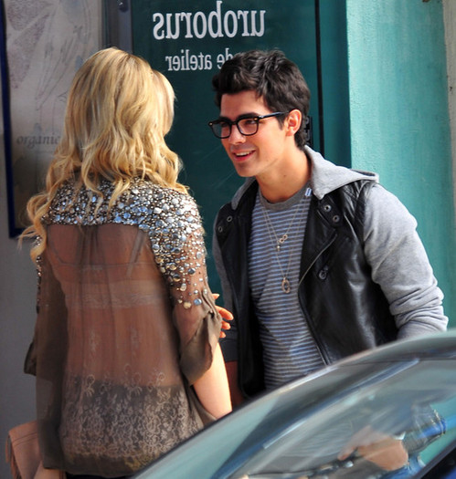 Joe+Jonas+Set+JONAS+Santa+Monica+4+s-4q5sh3obnl - Joe Jonas On Set Of JONAS In Santa Monica 4