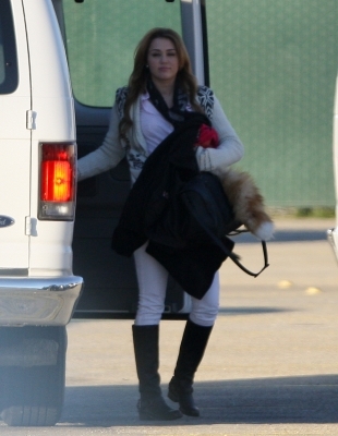 - x On The Set 12th January 2011
