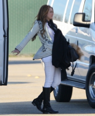 - x On The Set 12th January 2011