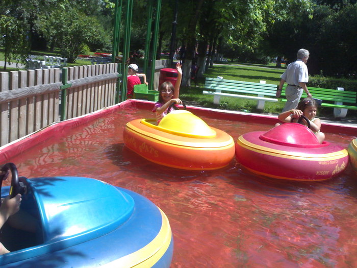 15062009381 - in excursie