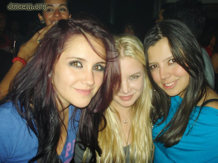 12amix003 - Dulce Maria con amigos