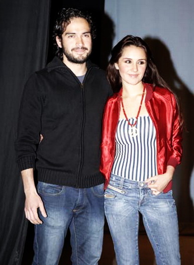 thumb_size1 - Dulce Maria