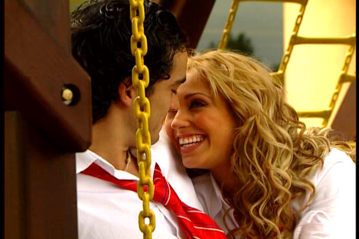 mym (91) - Rebelde Episod Mia si Miguel pe Balansoar