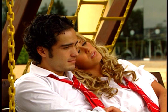 mym (156) - Rebelde Episod Mia si Miguel pe Balansoar