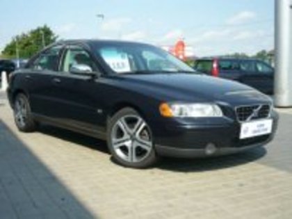 dezmembrez-volvo-s-60-diesel-si-benzina-2001--4Q9NOY[1]