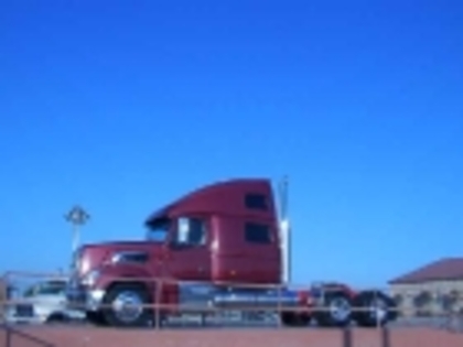 poze_camioane_volvo_23_20090722_1569777874[1]