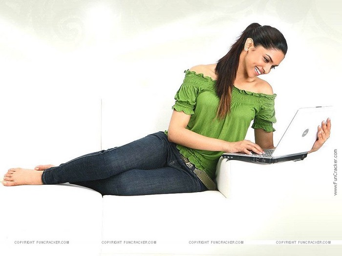 Deepika-Padukone-14921 Deepika-Padukone-14921