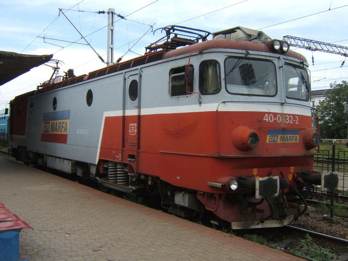 40-0832-2DEOM 1 - LOCOMOTIVE CFR