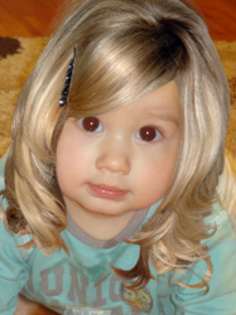 TOT EU SUNT,DAR DEGHIZAT:)