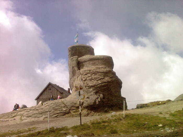 Cabana Omu; bucegi munte peisaj
