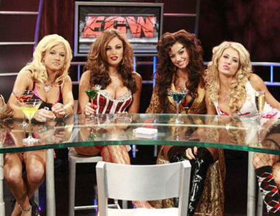 WWE-Kelly-Kelly-Sitting-With-ECW-Divas