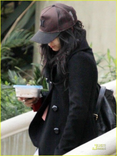 vanessahudgensunderarmo (10) - 000-Cel mai mare album