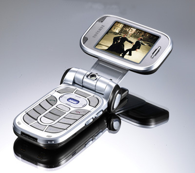 Samsung-propune-telefoane-la-orizontala-ro-3 - Telefoane