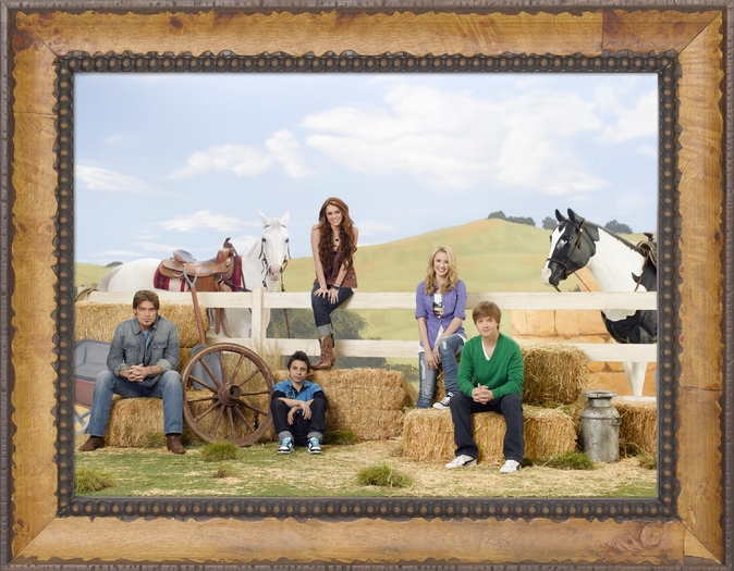 ikk_starity_hmf_001 - Hannah Montana Forever