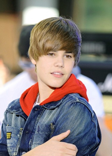 Justin-Bieber-plange-540x752 - justin bieber