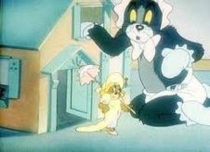 imagesCA0ZAQ1B - tom si jerry