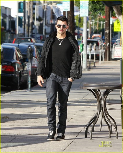 joe-jonas-real-food-03