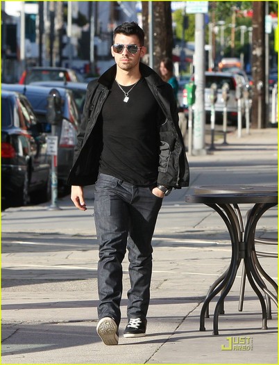 joe-jonas-real-food-06