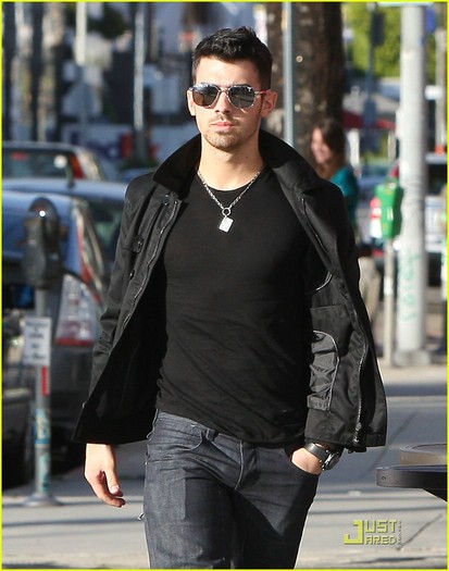 joe-jonas-real-food-07