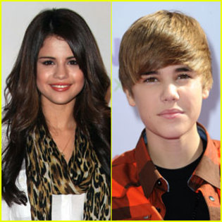 selena-gomez-justin-bieber - Justin Bieber si Selena Gomez