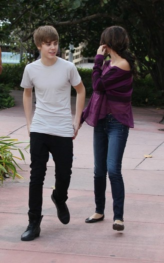 4-justin-bieber-selena-gomez