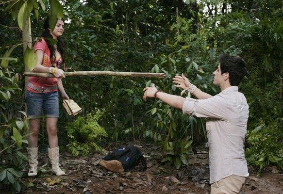 Wizards-of-Waverly-Place-The-Movie-1251469862[1]