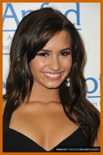 Demi Lovato - 2010 Honorary Ambassador of Education Award - Demi Lovato