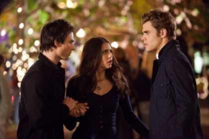 All18 - THE VAMPIRE DIARIES