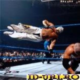 150_e62278ff21ba97dcf9b28f333b2dd87e[1] - rey mysterio