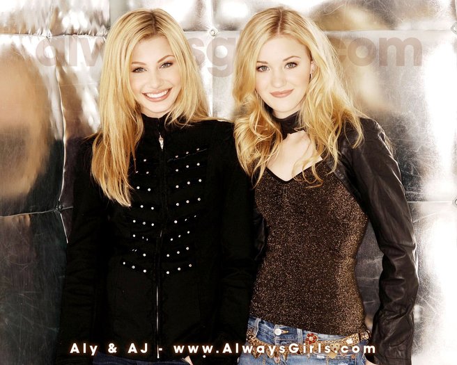 Aly and Aj (2)