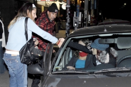 normal_ZORI026 - Dulce saliendo con amigos Mexico